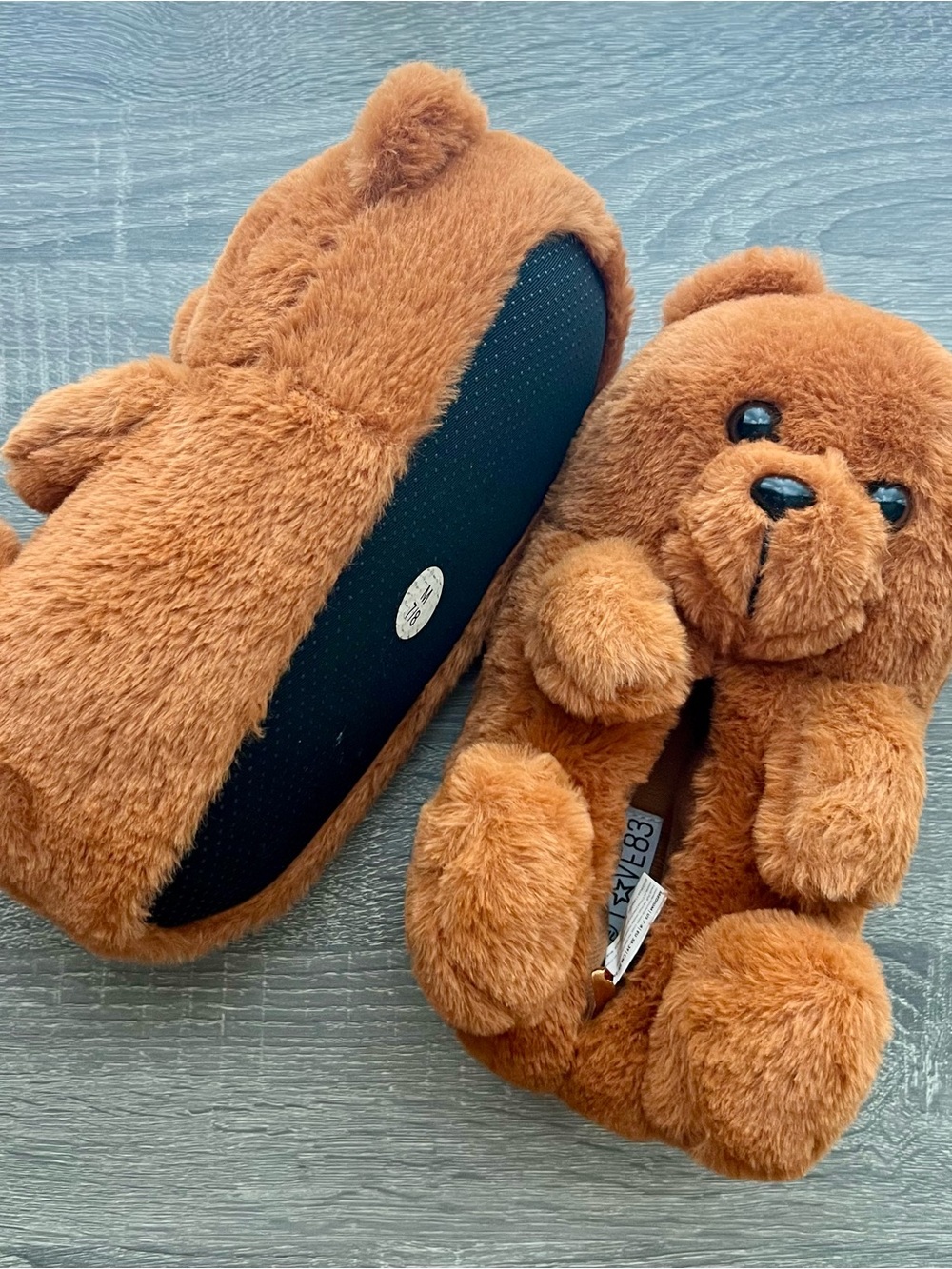 Plush Brown Bear Slippers - Cozy Teddy Design - Picture 4 of 4